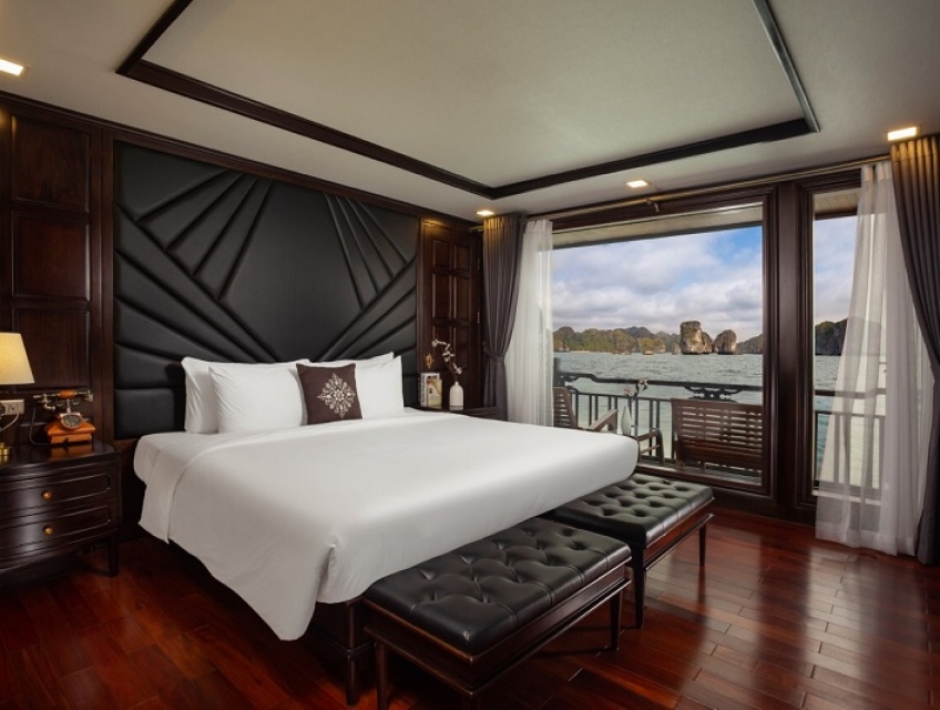 DU THUYỀN LA REGINA LEGEND 2 NGÀY 1 ĐÊM