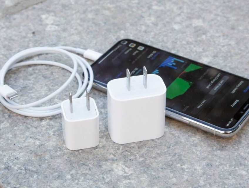 BỘ SẠC NHANH 20W IP 14PROMAX GIÁ RẺ NHẤT 5S