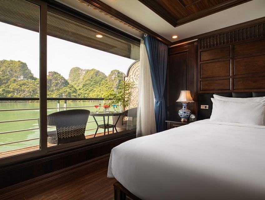 DU THUYỀN LACASTA REGAL LAN HẠ 2 NGÀY 1 ĐÊM