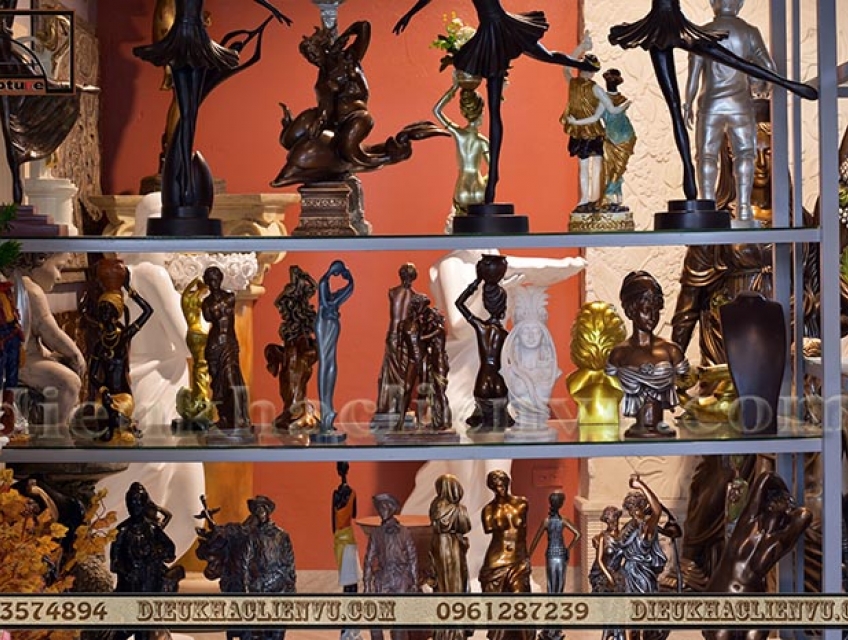 Siêu thị điêu khắc tượng cô gái composite đẹp