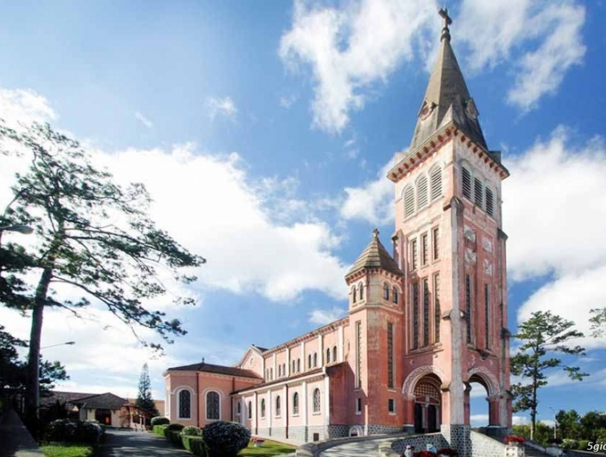 Lịch sử hình thành và phát triển Nhà Thờ Con Gà, Nhờ Thờ Có Kiến Trúc