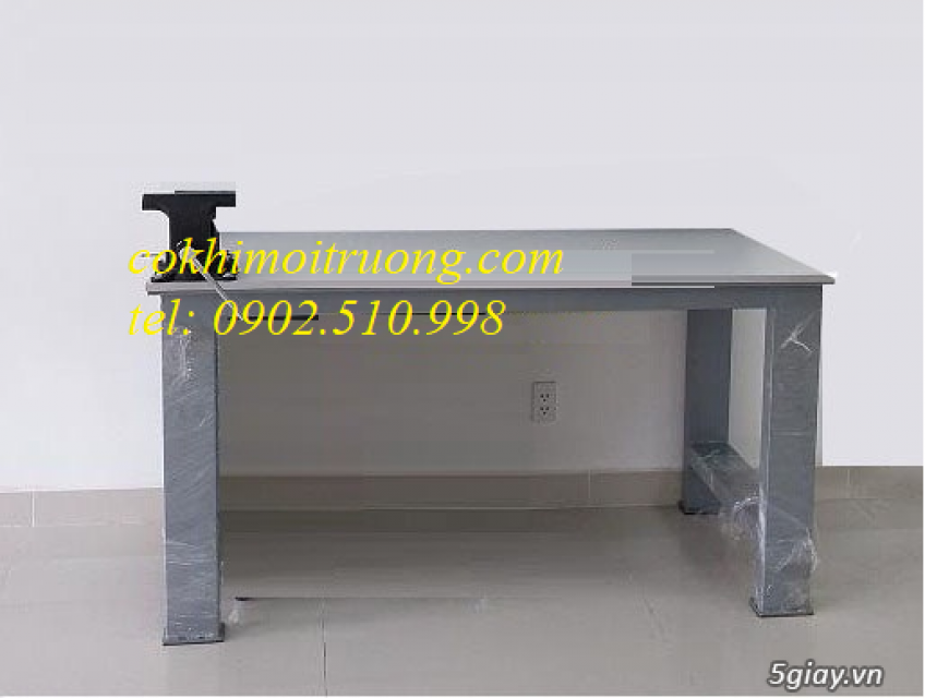 Bàn thao tác cơ khí, bàn thao tác công nghiệp, bàn thao tác.