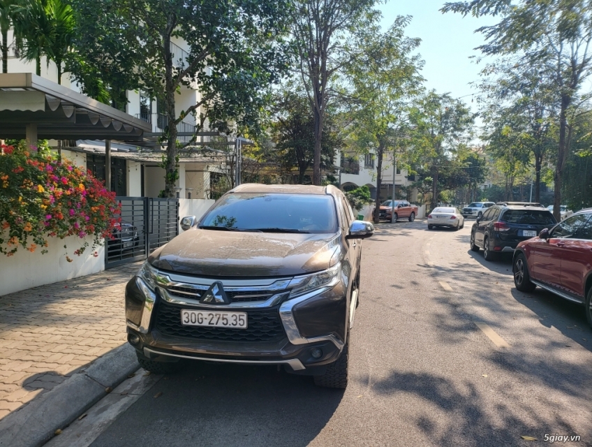 Bán Pajero Sport 2019 bao check. Âm thanh focal 100tr, lốp AT mit