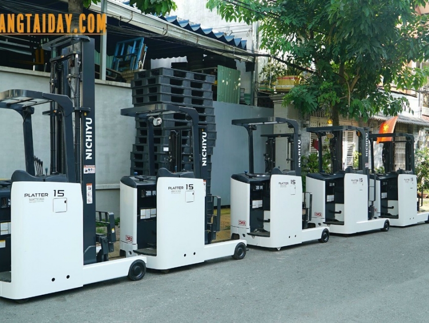 Cung cấp dịch vụ thuê xe nâng tại Sài Gòn Giá Tốt