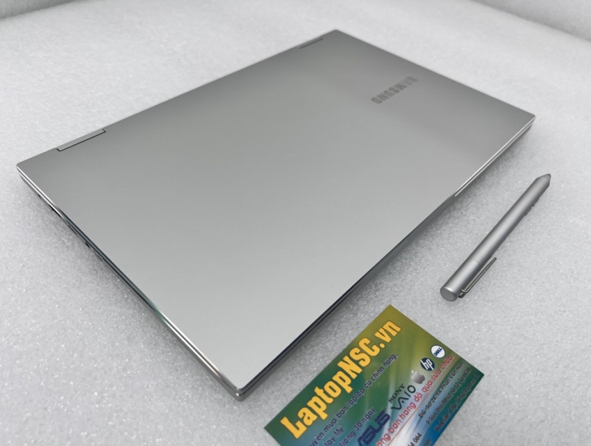 Samsung Galaxy Book Alpha NP730QCJ cảm ứng gập 360 độ