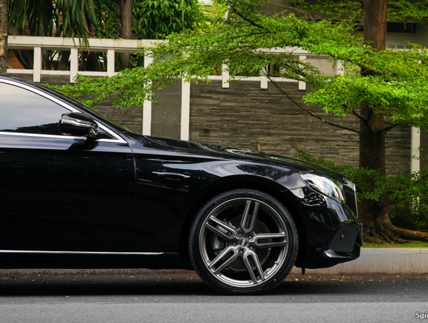 Mercedes-Benz E200-E300 AMG mâm Vossen HF-1 chính hãng