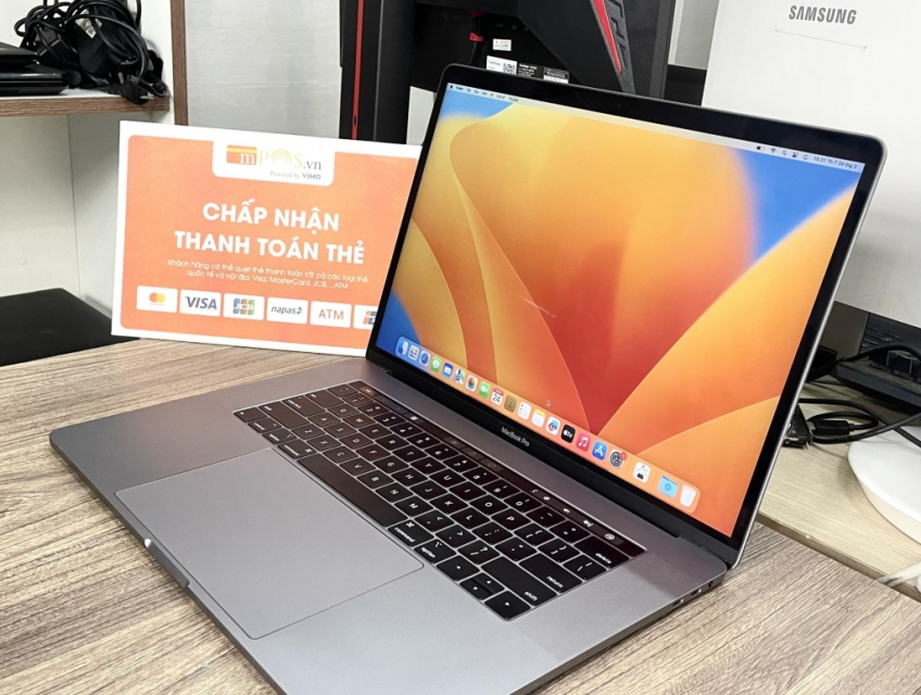 Macbook Pro Core i9 16GB SSD 256GB Màn 2K Pin 5-6H