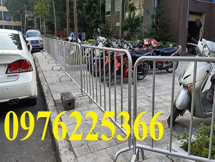 Hàng rào sắt di động, hàng rào chắn đường