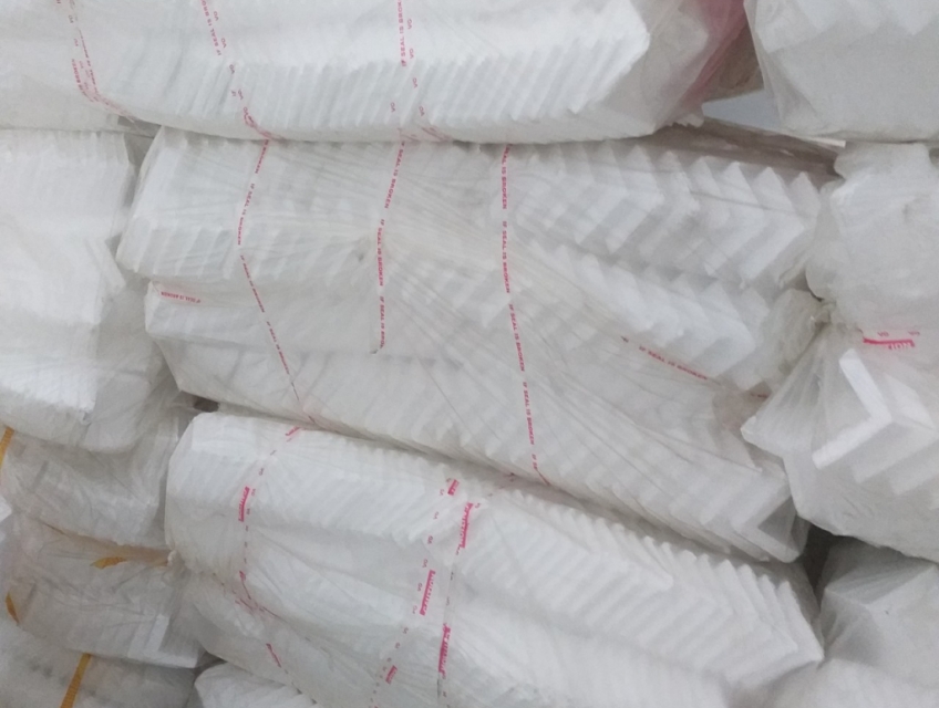 Xưởng sản xuất góc xốp eps chèn ốp góc cạnh đồ điện tử