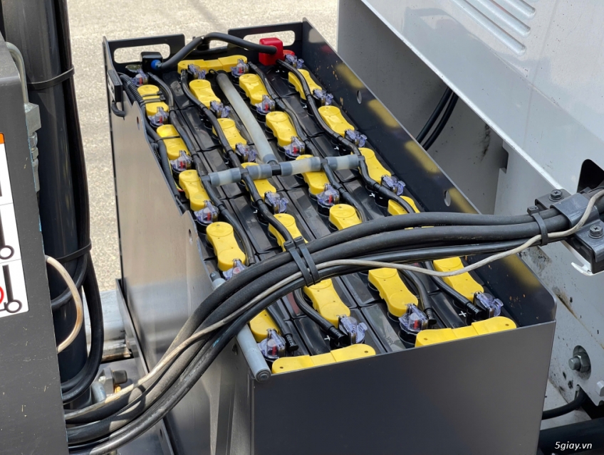 Bán xe nâng điện đứng lái 1,5 tấn khung 4m DỊCH GIÁ