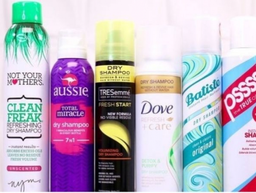 Dầu gội khô có tốt không?