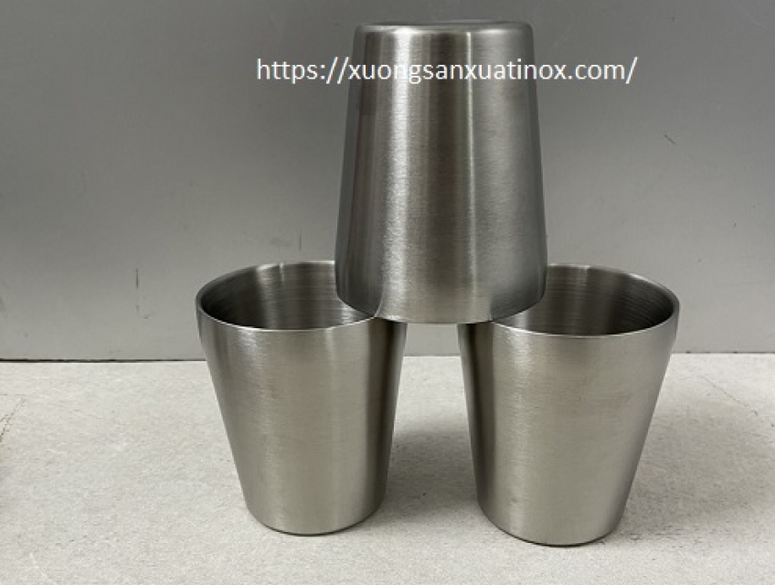 Tại sao nên sử dụng cốc inox cho trẻ em?
