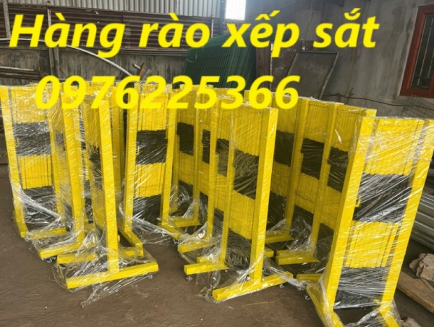 Hàng rào xếp kéo tay