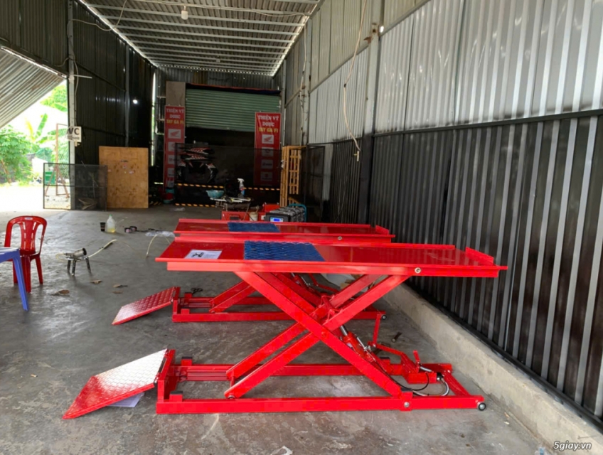 Tiêu chí lựa chọn bàn nâng xe máy điện cơ