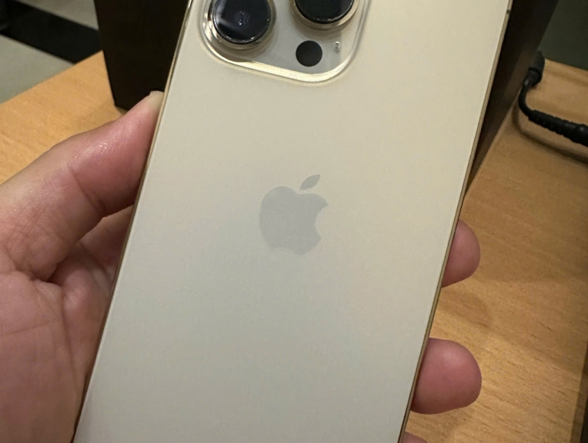 Bán iphone 13 pro 128gb gold quốc tế MỸ full zin 100%