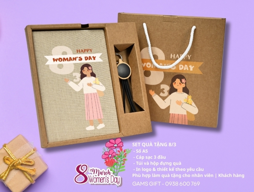 Set quà tặng 8/3 gồm sổ da A5 in logo, cáp sạc 3 đầu và túi quà có sẵn