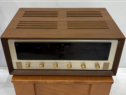 Amply Valve 300, 150w, Hi-end không thể thay thế đến hiện tại