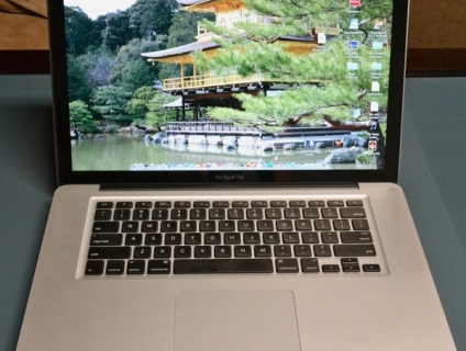 Macbook Pro 15'' Late 2011 - i7 - 2.4G chip - 16gb Ram - 500GB ổ cứng