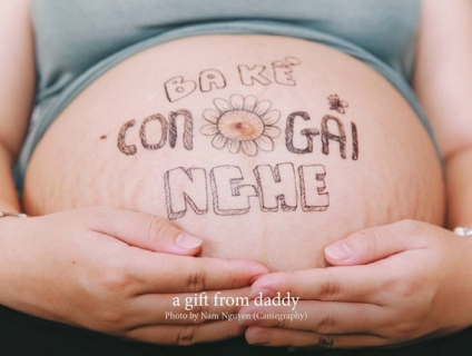 Tặng Vợ Bộ Tranh Vẽ Lên Bụng Bầu Vào Ngày 8/3, Tại Sao Không?