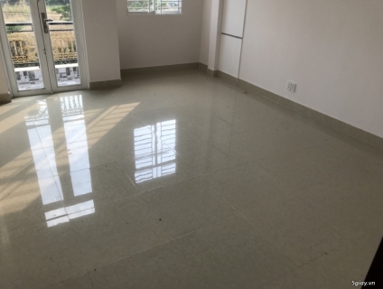 Cho thuê nhà nguyên căn ở và văn phòng cty 6,5x13m 2 lầu đúc