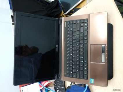 Cần bán em laptop ASUS K43E màu nâu