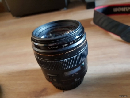 2 body Canon 7D và 3 ống kính canon