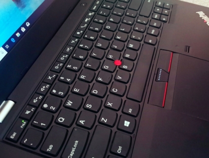 Lenovo Thinkpad 13 (13.3” HD/ Core i5 7300U/ 8 GB RAM/ 256 GB SSD)