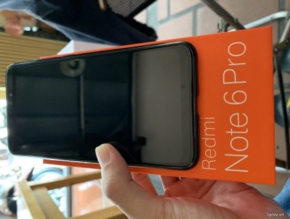 Xiaomi redmi note 6 pro 3gb/32gb chính hãng DGW còn bảo hành 10/2109