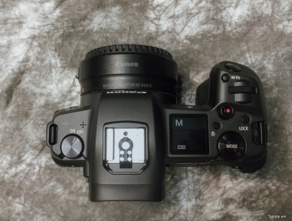 Cần bán Body Canon EOS R + Ngàm Chuyển ,Hàng 99%