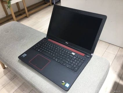 Laptop Gaming Dell Inspiron 7559