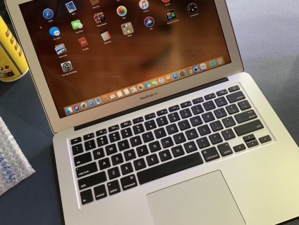 Bán Mac Air 13'' 2015 99,9% còn BH