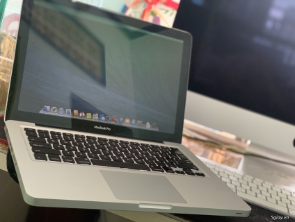 Macbook Pro MID 2010 RAM 4 SSD 256