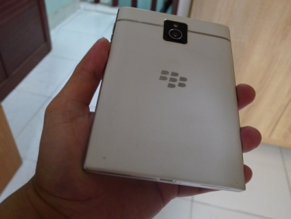 Cần bán: Blackberry Passport
