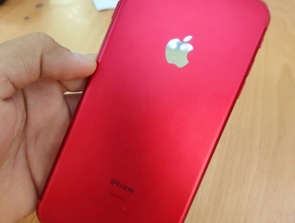 iPhone 7 Plus màu đỏ Zin, Đẹp, Full Box Giá Cực Tốt ở HCM