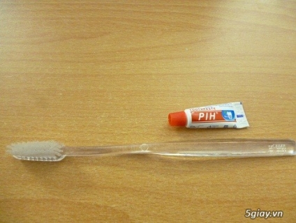 Brandde- cung cấp bàn chải và kem đánh răng in ấn logo thương hiệu