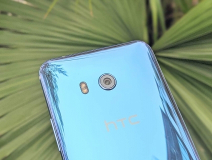 Htc u11 bản 2 sim màu xanh ngọc bán gấp trong hnay