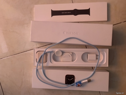 Apple Watch S5 44mm Gold, viền nhôm, dây ao su, BH 10.2020