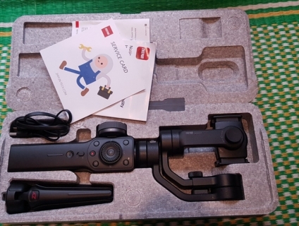 Bán gimbal Zhiyun Smooth 4 mới, giá 1,5 triệu đồng