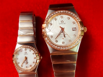 CÓ 1 CẶP ĐỒNG HỒ OMEGA ĐÊ GIÁ RẺ CHO ANH EM LUN NHA !