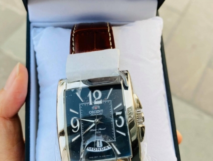 Đồng hồ automatic full box, full tag giá phải chăng