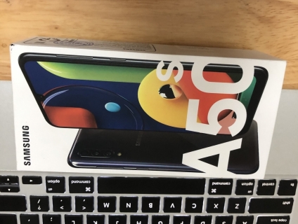 Samsung A50s hàng chính hãng chưa khui seal Bh12th.