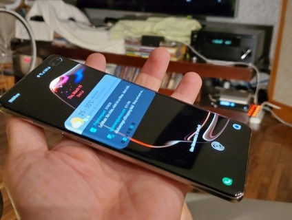 Dư bán Samsung S10+, QT Mỹ, Snapdragon (fullbox like new)