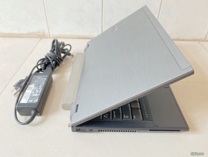 Dell Latitude 4310 core i5 ram 4g hdd 320