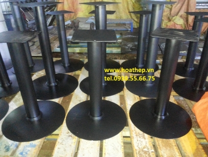 Chân bàn sắt cà phê, chân bàn sắt nhận gia công.