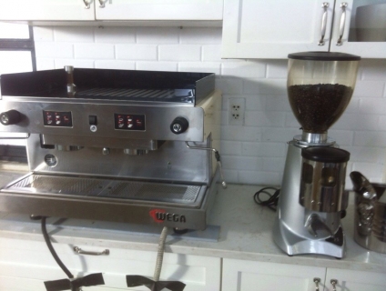 Bán bộ máy pha cà phê cũ Wega tại HCM