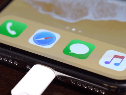 Mẹo giúp iPhone X sạc pin nhanh hơn