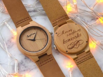 Đồng hồ gỗ đeo tay Phong Thủy hợp mệnh hút tài lộc