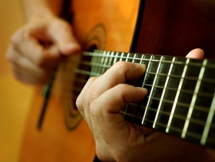Những yêu cầu cơ bản mà những người học guitar solo cần biết