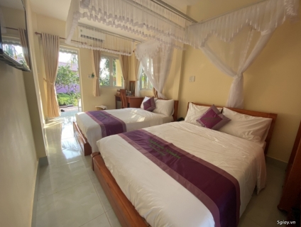 MÌNH KHÔNG THỂ ĐI XA THÌ MÌNH HẸN NHAU Ở NGHÊNH XUÂN FARM NHEN