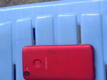 Oppo F5 32Gb RAM 4Gb DDR4 CPU 8 nhân Camera cực đẹp , định vị chuẩn